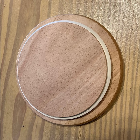 Portmeirion 8 1/2” Butterfly Canister w/ Cover - Picture 8 of 8